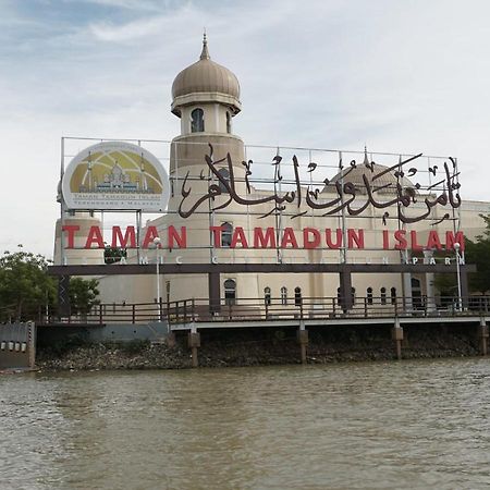 Ty Hotel Kuala Terengganu Exterior foto